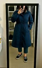 lange waterdichte regenjas met capuchon, Ophalen of Verzenden, Zo goed als nieuw, Maat 38/40 (M), Blauw