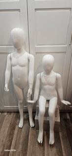 Lot de 2 mannequins enfants, Ophalen