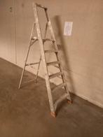 Trapladder professionele, 100eur afhalen, Doe-het-zelf en Bouw, Ophalen, Gebruikt, Opvouwbaar of Inschuifbaar