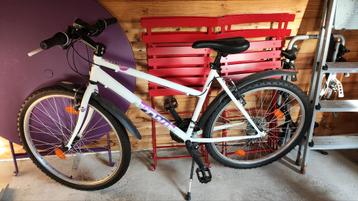 Velo dame Decathlon beschikbaar voor biedingen