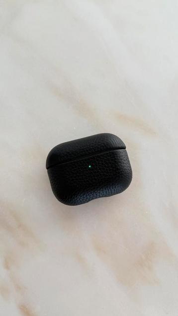 Airpods pro 2 protector beschikbaar voor biedingen