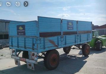 Landbouwwagen / platte wagen beschikbaar voor biedingen