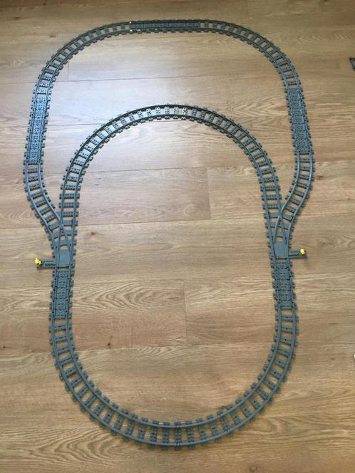 Groot Lego spoor met vele onderdelen, Kinderen en Baby's, Speelgoed | Duplo en Lego, Zo goed als nieuw, Lego, Complete set, Ophalen of Verzenden
