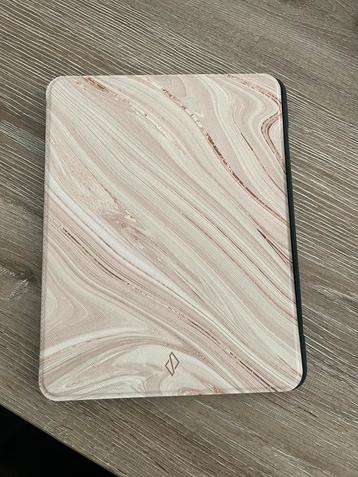 Hoes Ipad 11 pro BURGA beschikbaar voor biedingen