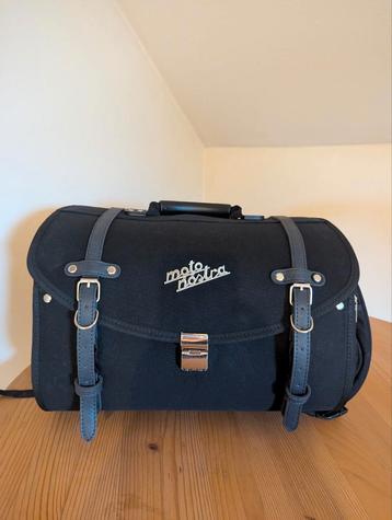Moto Nostra koffer / tas voor scooter, Vespa, motor beschikbaar voor biedingen