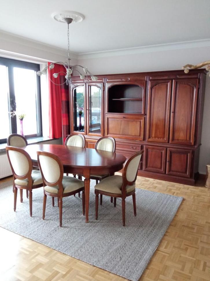 Eetkamer in massief kerselaar (enkel kast nog beschikbaar), Huis en Inrichting, Complete eetkamers, Gebruikt, 6 tot 8 stoelen