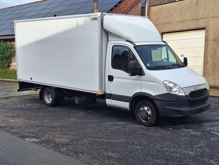 Iveco Daily 40C15 3.0D 79000km lichte vracht (bj 2013), Auto's, Bestelwagens en Lichte vracht, Bedrijf, Te koop, ABS, Boordcomputer