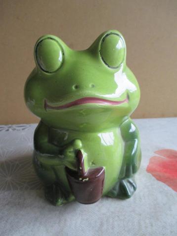 bloempot figuur beschikbaar voor biedingen