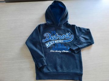 Hoodie - Maat 116 beschikbaar voor biedingen