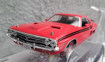 DODGE CHALLENGER R/T 1:18ème LIMITED beschikbaar voor biedingen