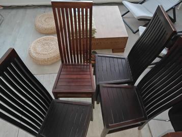 4x stoelen, massief hout beschikbaar voor biedingen