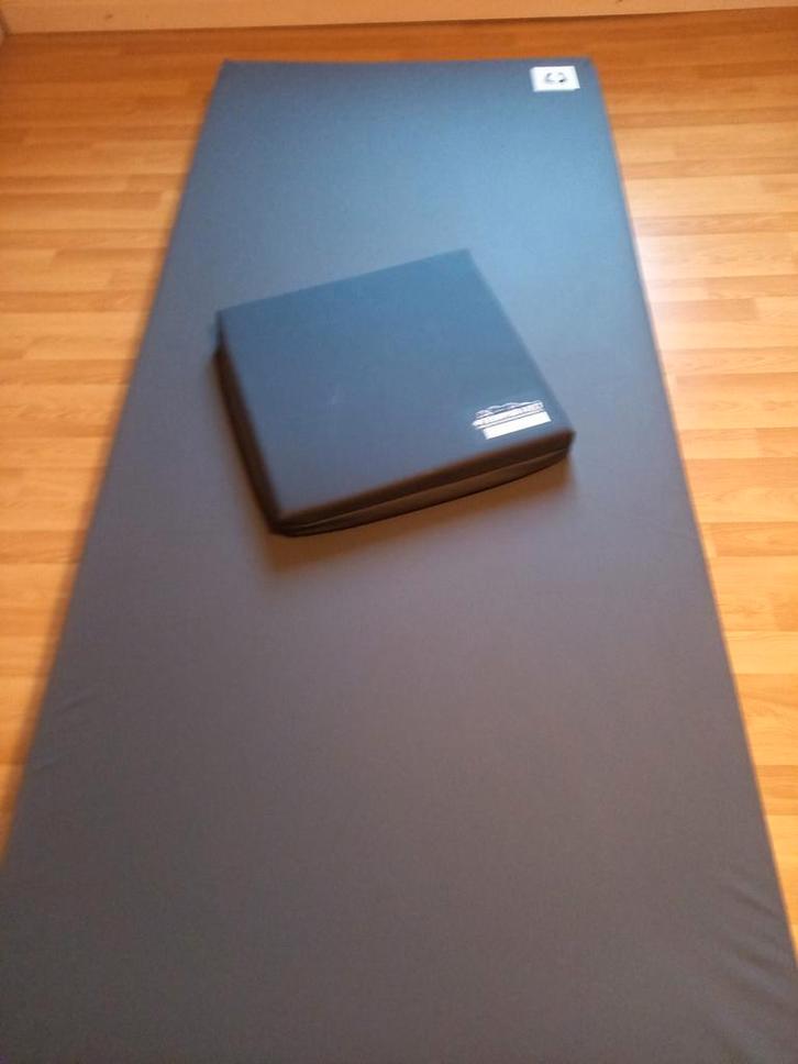 Tempur zitkussen + gezondheidsmatras (nieuwe staat), Caravans en Kamperen, Slaapmatten, Nieuw, 1-persoons, Ophalen