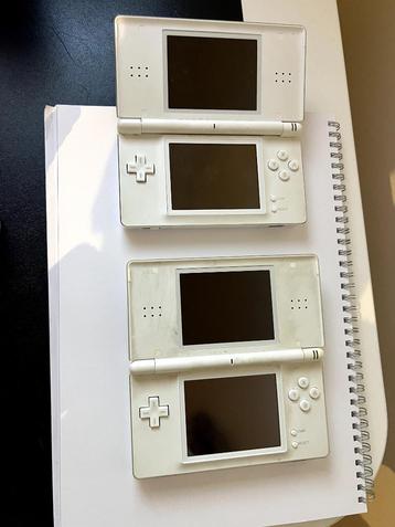 2x Nintendo DS Lite beschikbaar voor biedingen