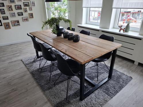 Industriële tafel eetkamer, Huis en Inrichting, Tafels | Eettafels, Zo goed als nieuw, 50 tot 100 cm, 150 tot 200 cm, Vijf personen of meer
