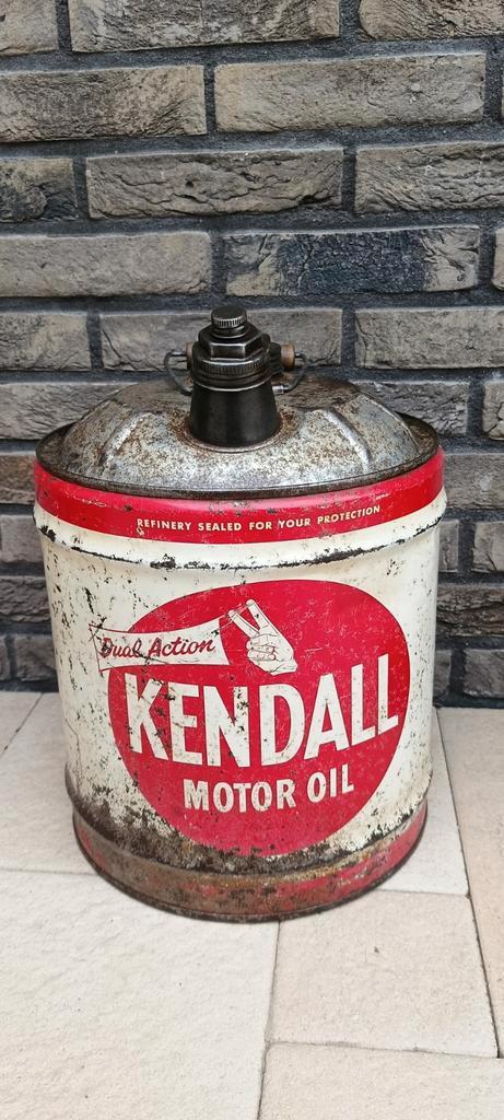 Mooie 5 gallon KENDALL olie blik, Verzamelen, Blikken, Zo goed als nieuw, Ophalen of Verzenden
