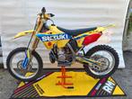 Suzuki RM 250 2-takt crossmotor origineel ALS NIEUW!, Motoren, 250 cc, Bedrijf, Crossmotor, Meer dan 35 kW
