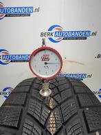 2x Goodyear Ultragrip 215/55 R18 95T 215/55/18 2155518 (prij, Auto-onderdelen, 18 inch, -, -, Band(en)