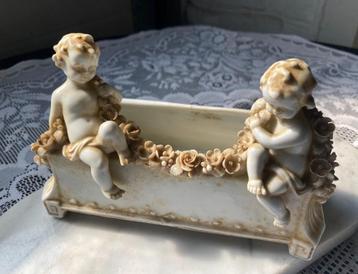 Antieke Vieux-Paris jardinière - Jacob Petit (1850). beschikbaar voor biedingen