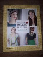 Boek : Haar en Sjaals in de knoop 2 ( Nieuw ) DIY, Nieuw, Ophalen of Verzenden