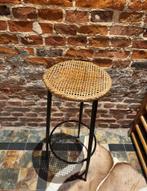Tabouret de bar vintage avec assise en rotin, Enlèvement, Comme neuf, Métal