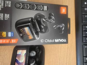 Ecouteur JBL Tour Pro 3 + protection  beschikbaar voor biedingen