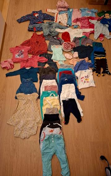 newborn tem 74,( meisje ). alles mooie staat. op te halen.  beschikbaar voor biedingen