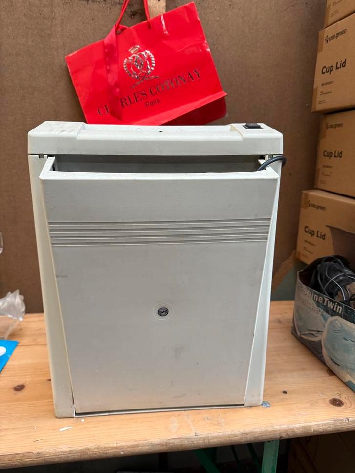 Papierversnipperaar paper safe, Diversen, Bureau-accessoires, Zo goed als nieuw, Ophalen