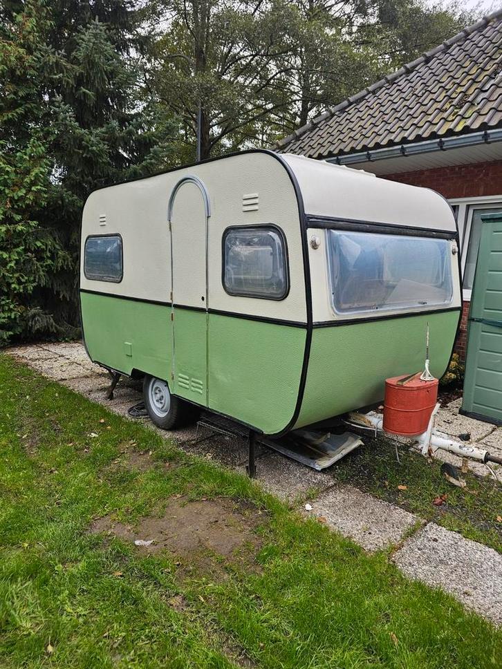 Caravan De Reu gerenoveerd, Caravans en Kamperen, Caravans, Particulier, tot en met 4, 500 - 750 kg, Standaardzit, Overige merken