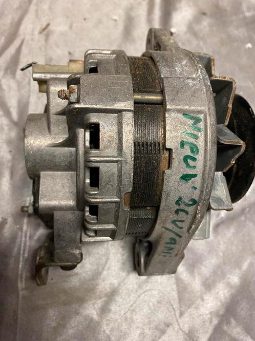 N.o.s. Dynamo’s voor 2CV, Ami, Renauld en Bmw/Mercedes, Auto-onderdelen, Motor en Toebehoren, BMW, Citroën, Mercedes-Benz, Renault