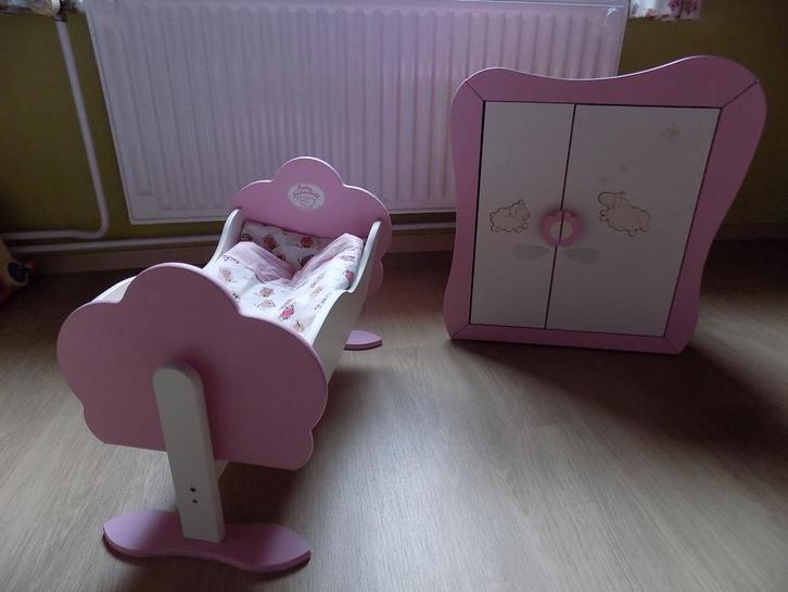Garde-robe et lit poupée, Kinderen en Baby's, Speelgoed | Poppen, Nieuw, Overige typen, Ophalen