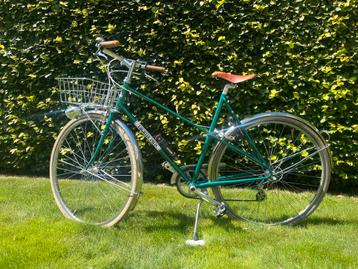 Stijlvolle retro-gevoel damesfiets beschikbaar voor biedingen