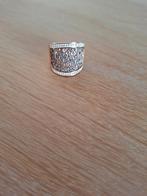 VOLLEDIG NIEUW - bruine ring met steentjes, Handtassen en Accessoires, Ringen, Ophalen, Nieuw, Bruin, Dame