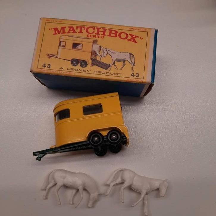 Nouveau modèle MATCHBOX No.43 :PONY TRAILER* VINTAGE*COMPLET, Hobby & Loisirs créatifs, Voitures miniatures | 1:87, Comme neuf