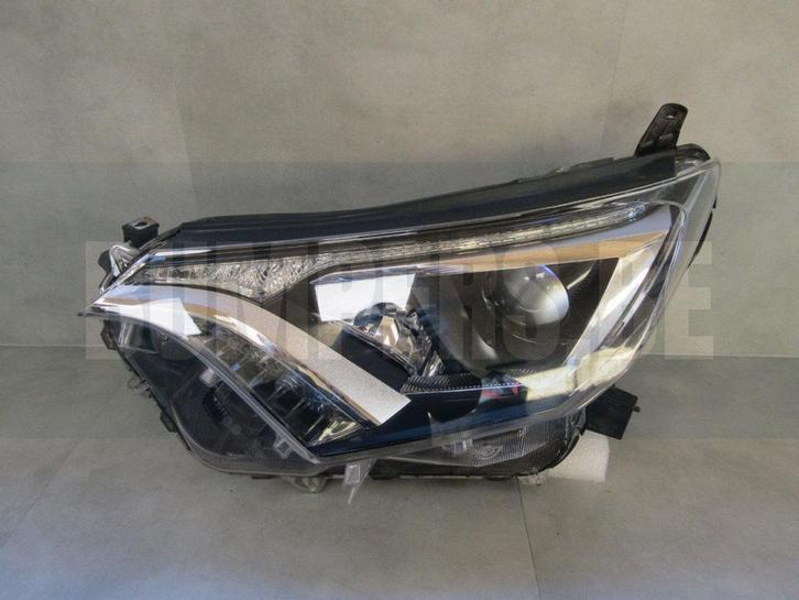 KOPLAMP Toyota RAV4 IV 4 FACELIFT LED 15-18 LINKS Q403/D168, Auto-onderdelen, Verlichting, Gebruikt, 6 maanden garantie, Ophalen of Verzenden