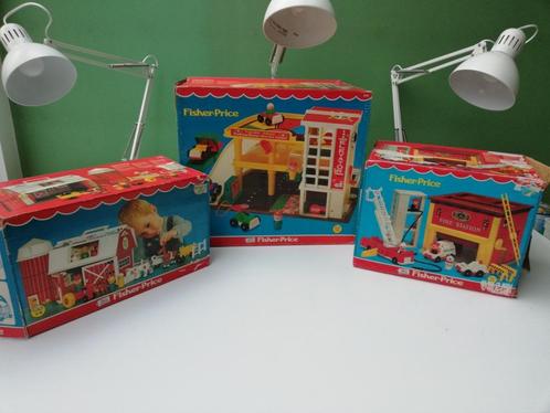 3 vintage fisher price sets brandweer garage boerderij, Kinderen en Baby's, Speelgoed | Fisher-Price, Gebruikt, Speelset, Met geluid