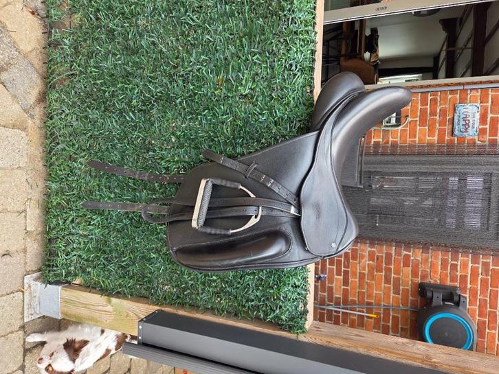 county dressuur zadel, Dieren en Toebehoren, Paarden en Pony's | Zadels, Zo goed als nieuw, Dressuur, Ophalen