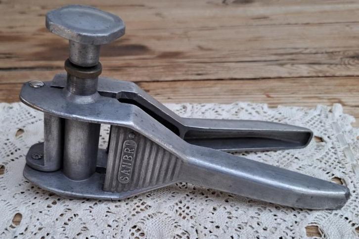 Vintage Franse Sanbri kurk aanbreng gereedschap, Antiquités & Art, Curiosités & Brocante, Enlèvement ou Envoi