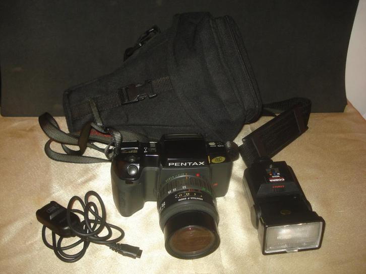 PENTAX SF7 Autofocus + Objectif 28-80 MM & Flash Cobra MD210, Audio, Tv en Foto, Fotocamera's Analoog, Zo goed als nieuw, Spiegelreflex