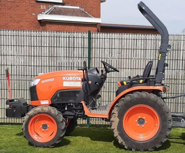Te huur: tractoren + werktuigen, Hobby en Vrije tijd, Overige Hobby en Vrije tijd, Ophalen of Verzenden