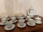 Antiek porseleinen koffieservies met goudrand – compleet, Antiek en Kunst, Antiek | Servies compleet, Ophalen