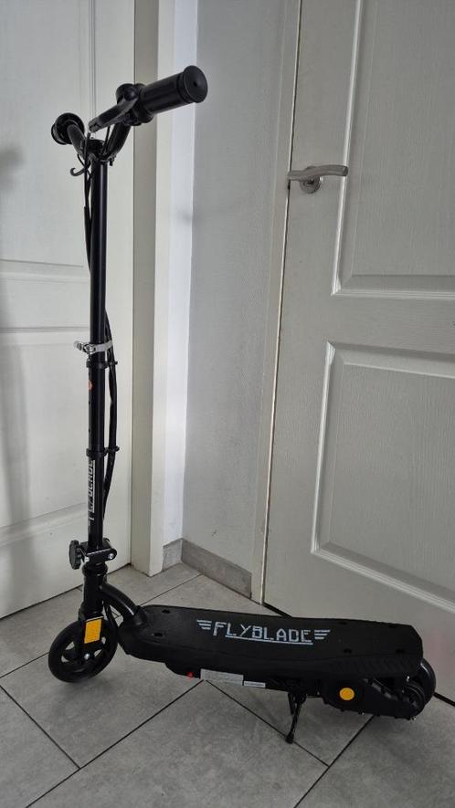 Nieuw Electrische Step / E-Scooter van het Franse, Fietsen en Brommers, Steps, Zo goed als nieuw, Elektrische step (E-scooter)