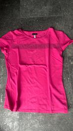 Armani tshirt, Vêtements | Femmes, T-shirts, Armani Jeans, Manches courtes, Taille 38/40 (M), Enlèvement ou Envoi