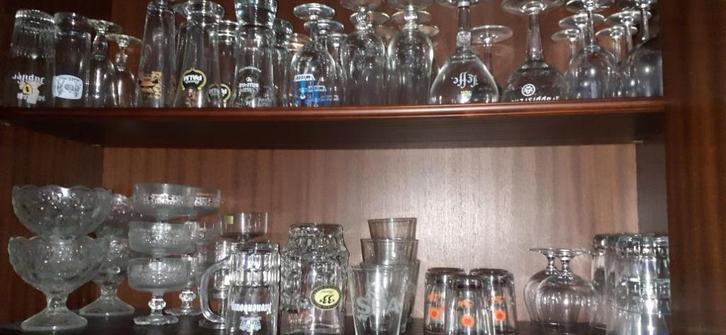 Bierglazen bierpuls, ijs-fruitcoupes, drinkglazen, Verzamelen, Poppen, Zo goed als nieuw, Overige typen, Ophalen