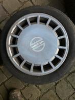 Wielschijf / wieldeksel volvo met velgen, Ophalen, Zo goed als nieuw