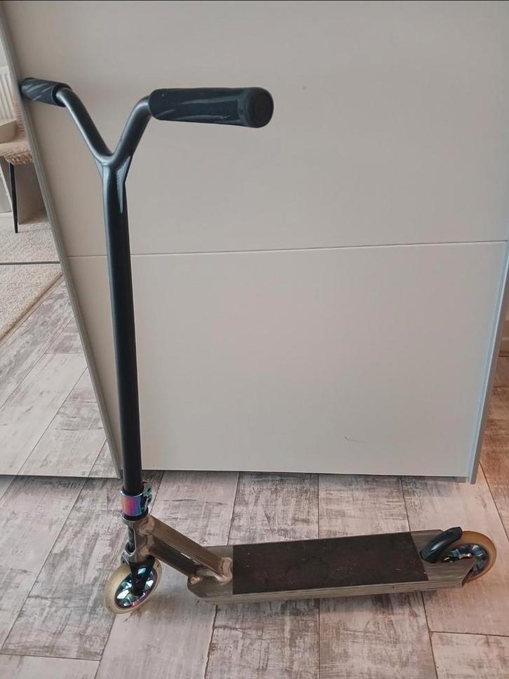 Stuntstep Oxelo (Decathlon)Stuntstep Oxelo (Decathlon), Fietsen en Brommers, Steps, Ophalen