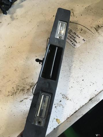 Volvo V70 Station 2002 Greep achterklep met kentekenverlicht beschikbaar voor biedingen