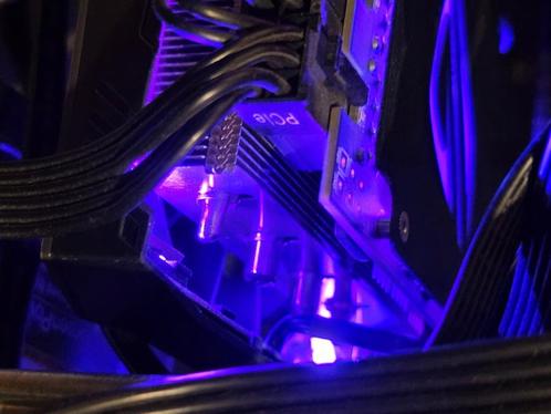 Carte graphique Asus Rog Strix Vega64 8G OC Edition, Computers en Software, Videokaarten, Gebruikt, AMD, PCI-Express 3.0, Overige soorten