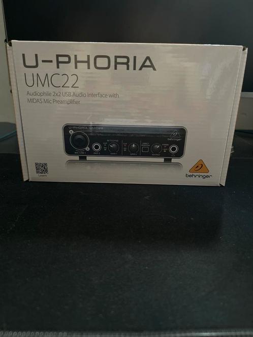 interface audio Behringer U-Phoria UMC22, Muziek en Instrumenten, Instrumenten | Toebehoren, Zo goed als nieuw, Ophalen