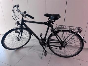 Herenfiets kan kleine onderhoudt gebruiken beschikbaar voor biedingen