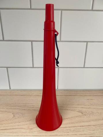 Kunststof misthoorn 29cm beschikbaar voor biedingen